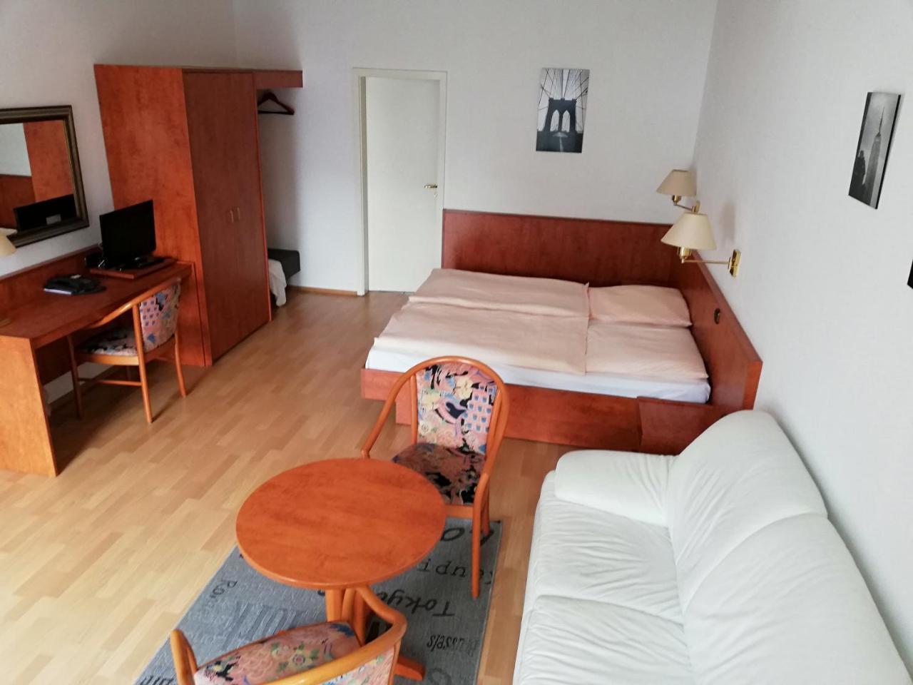 Hotel Dorfschaenke Budelsdorf Bagian luar foto